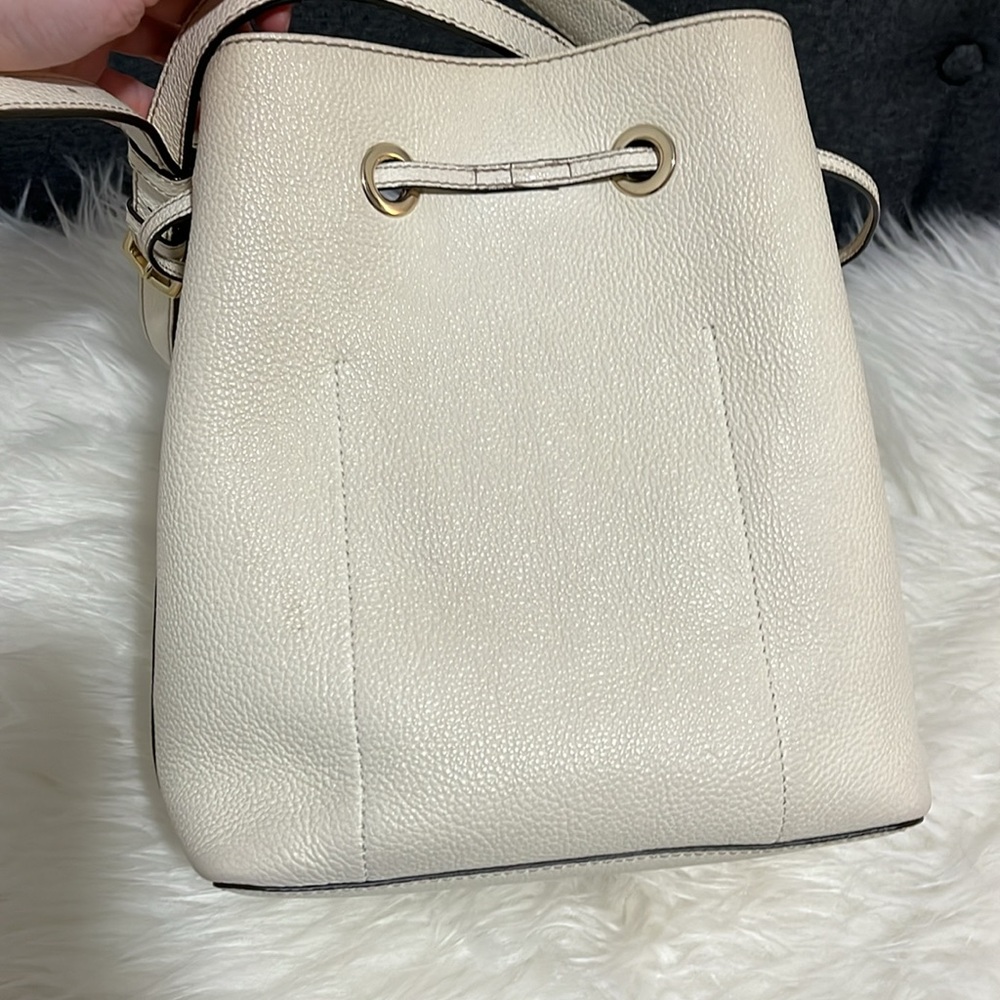 Furla Costanza Drawstring 2-Way Bucket Bag - Picture 6 of 17